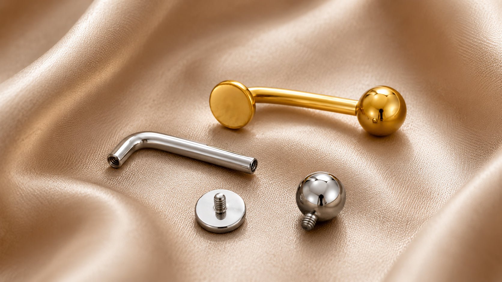 Christina piercing: Den komplette guide til pris, heling og smykker - BY CARA