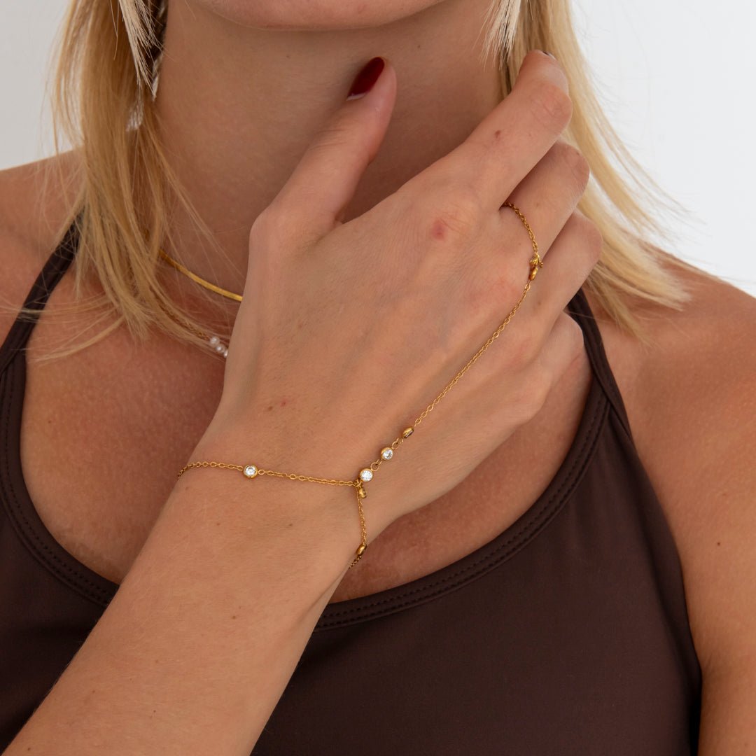 Aurora Hand Armbånd 18K Guldbelagt - BY CARA