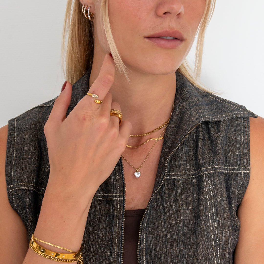 Céleste Heart Halskæde 18K Guldbelagt - BY CARA