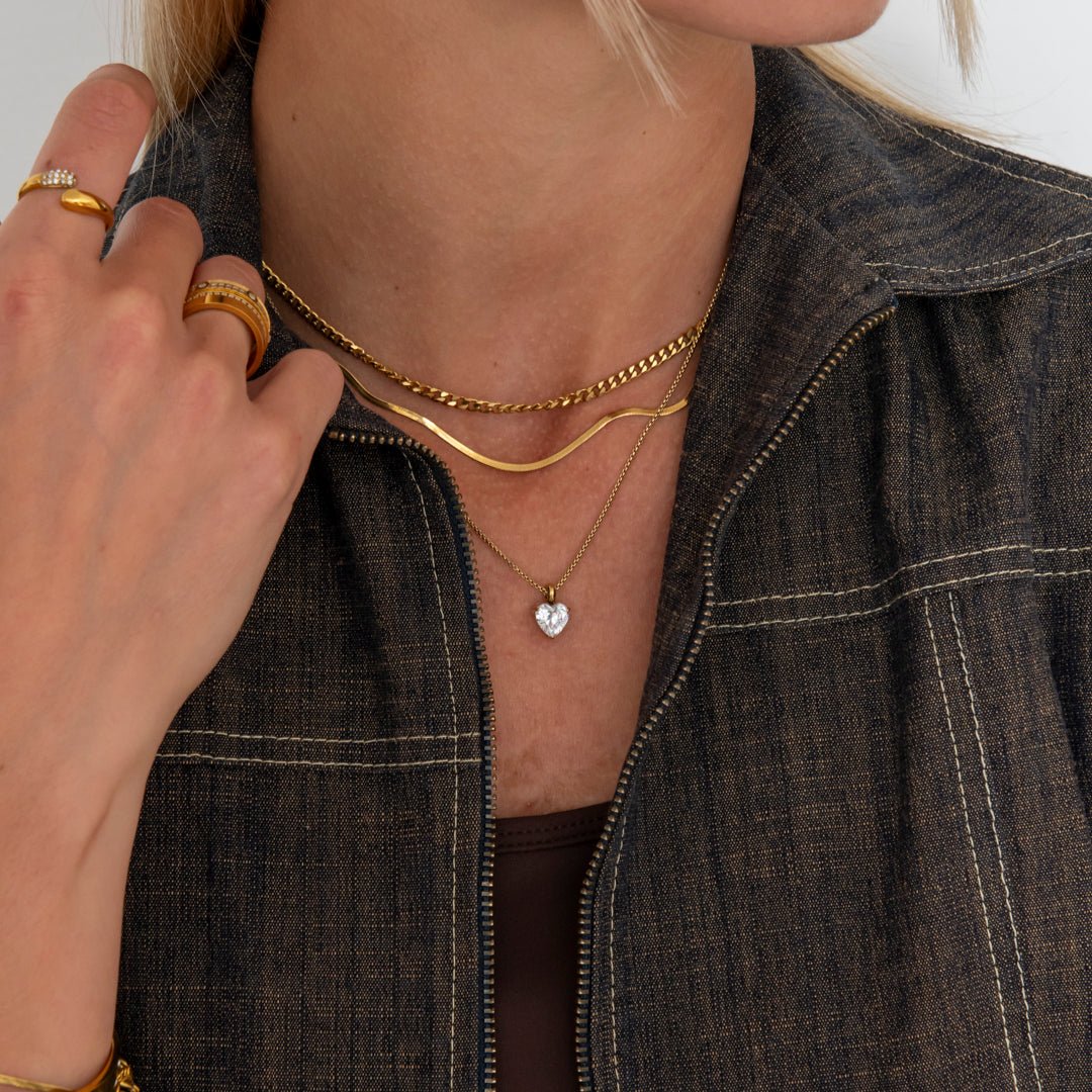 Céleste Heart Halskæde 18K Guldbelagt - BY CARA
