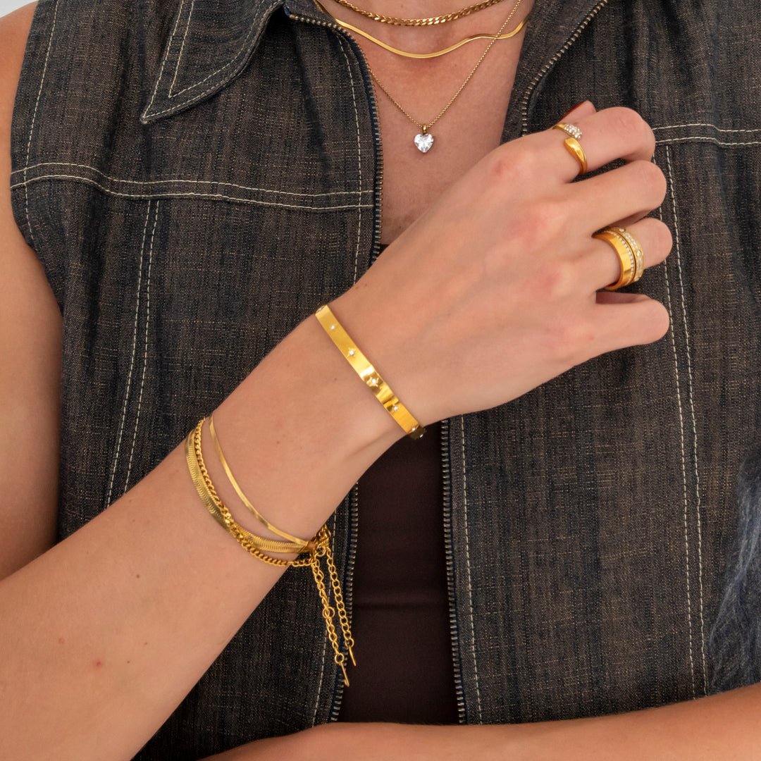 Céleste Heart Halskæde 18K Guldbelagt - BY CARA