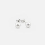 Celeste Pearl Studs 4 mm Sølvfarvet