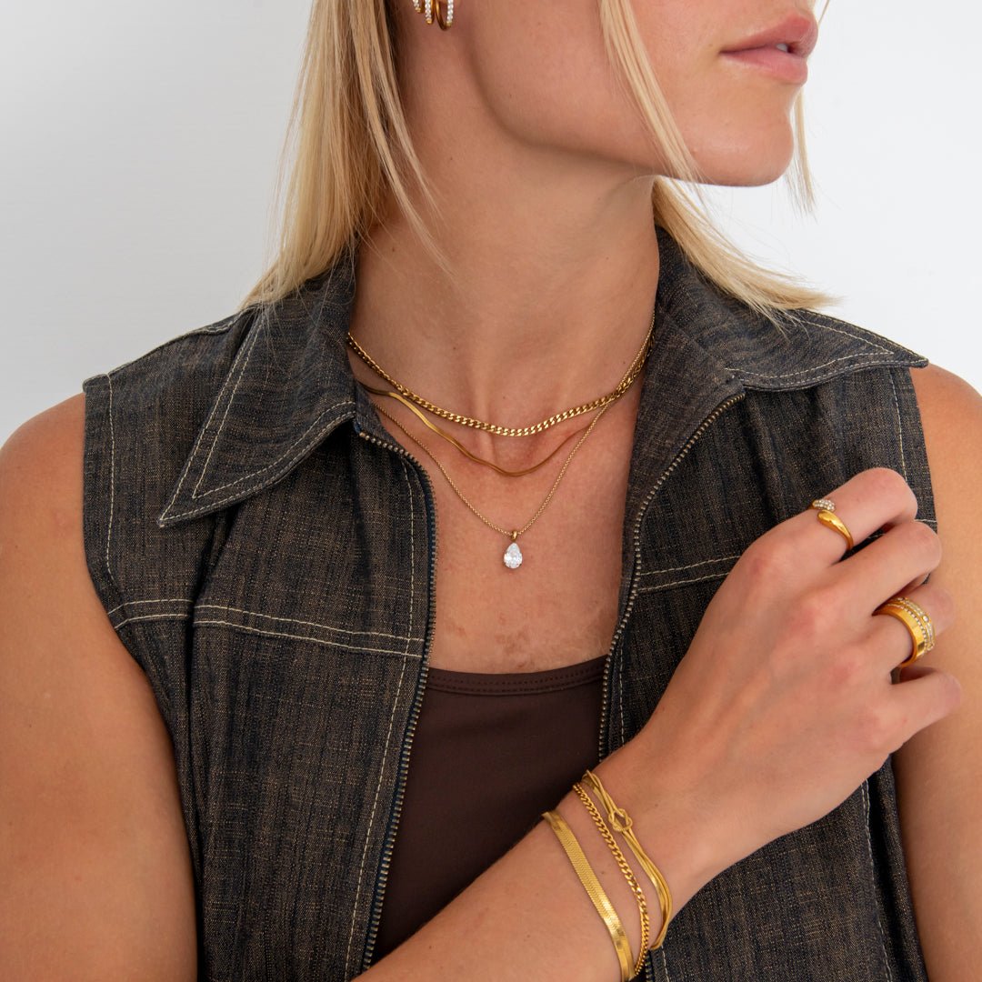 Céleste Teadrop Halskæde 18K Guldbelagt - BY CARA