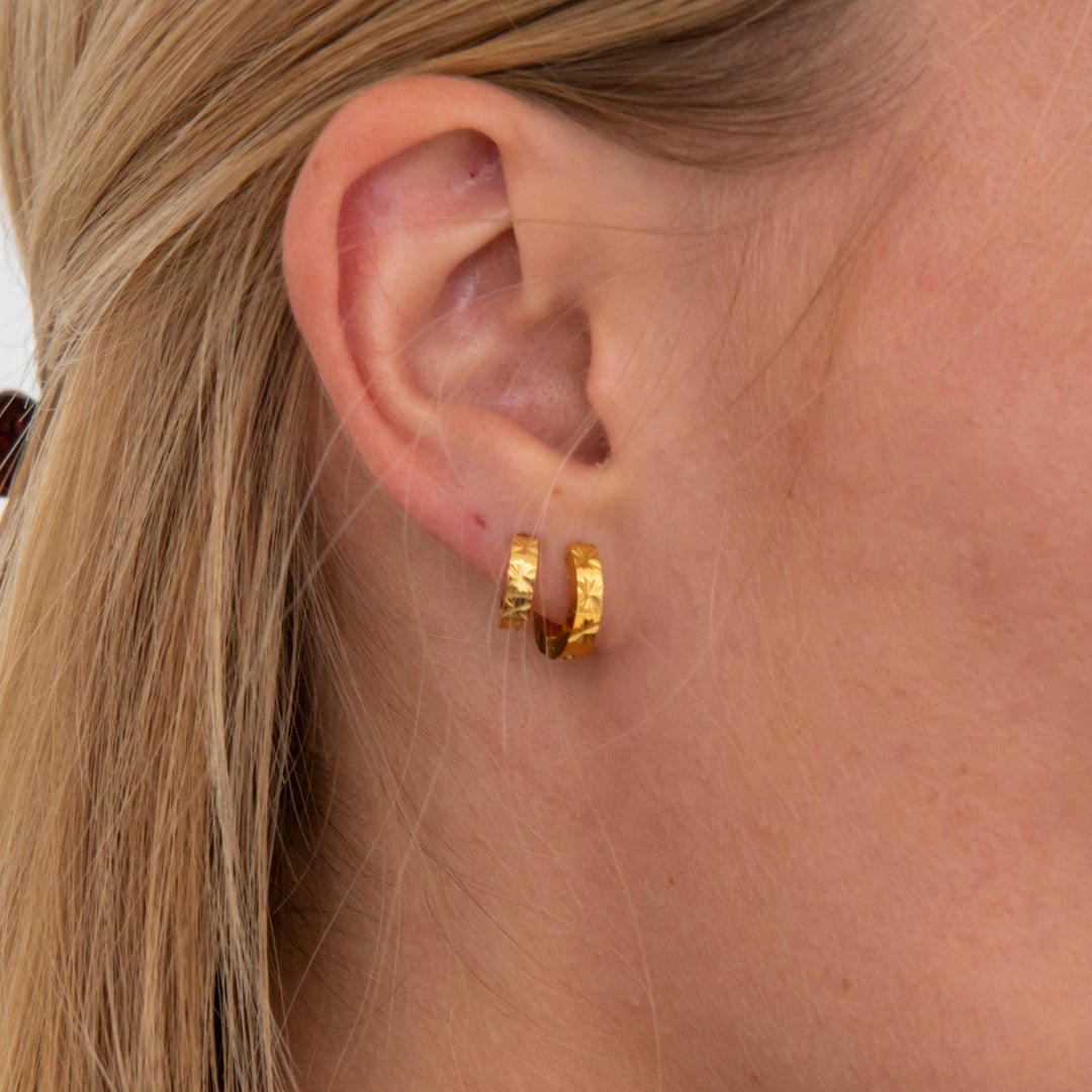 Chunky Sun Hoops 18K Guldbelagt 10 mm - BY CARA