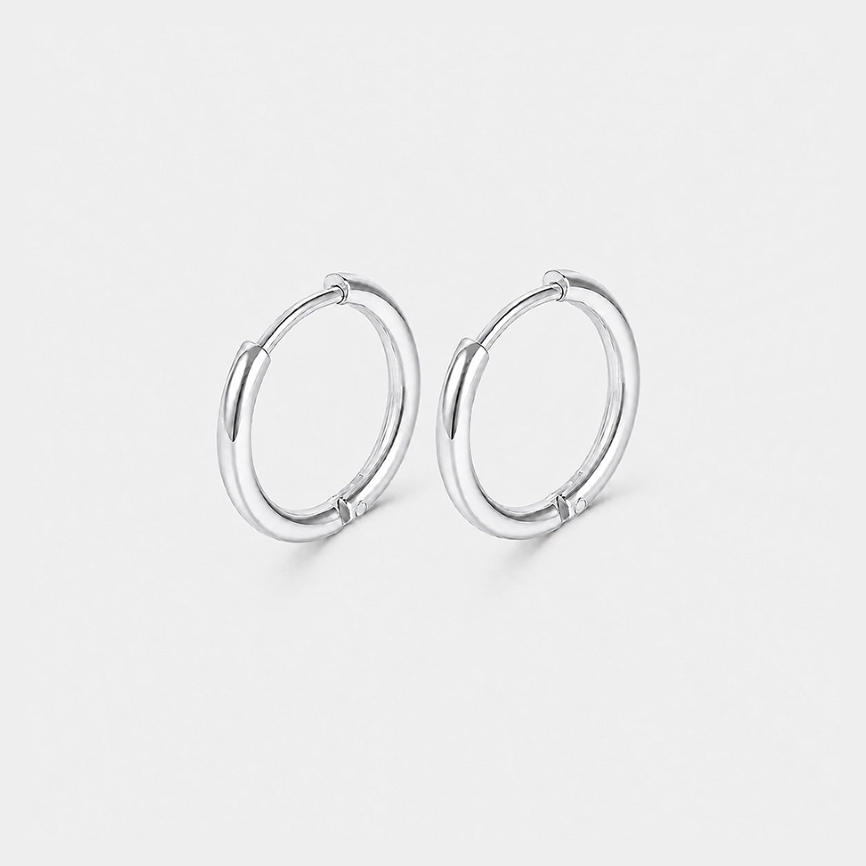 Classic Essential Hoops Sølvfarvet 10 mm - BY CARA