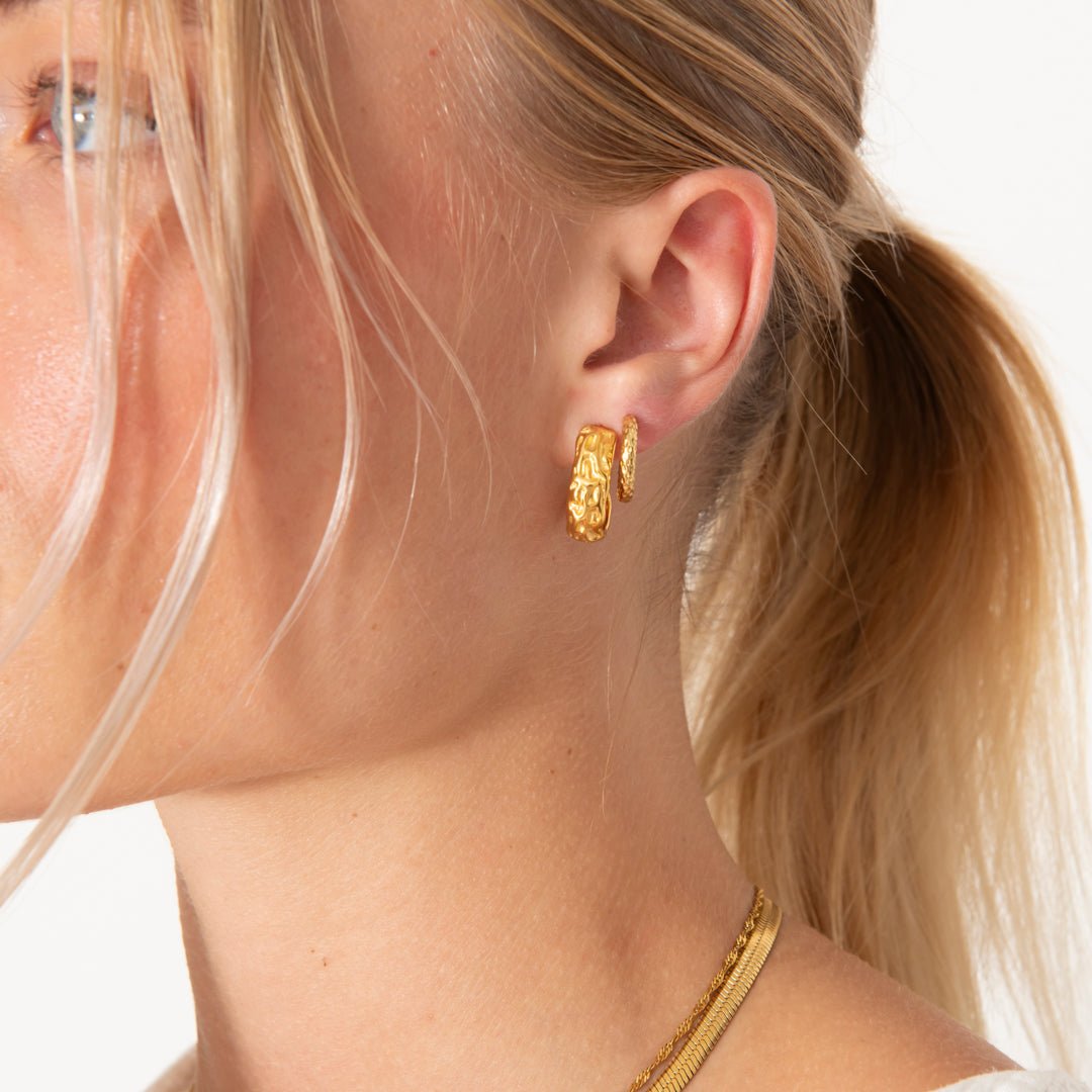 Classic Hamret Hoops 18K Guldbelagt 14 mm - BY CARA