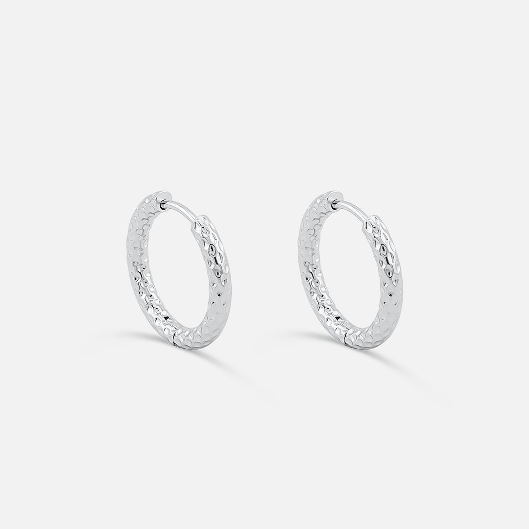 Classic Hamret Hoops Sølvfarvet 14 mm - BY CARA