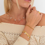 Daisy White Halskæde 18K Guldbelagt - BY CARA
