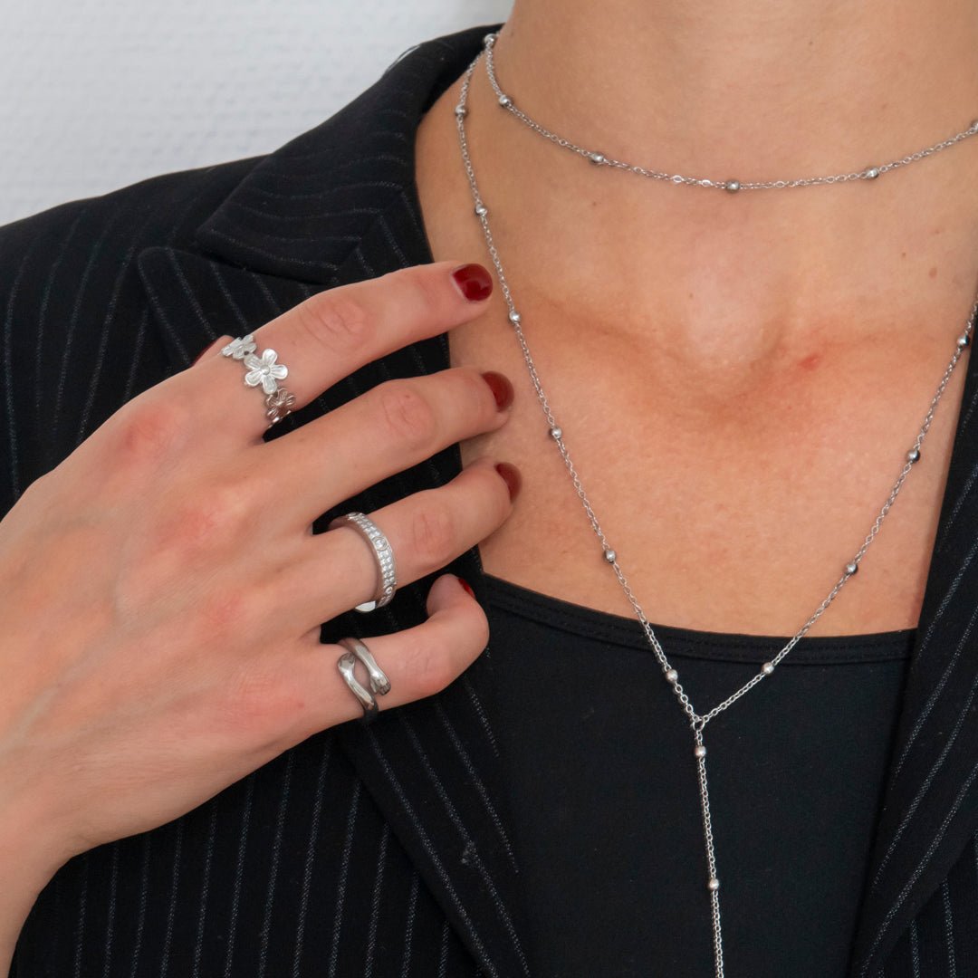 Embrace Ring Sølvfarvet - BY CARA