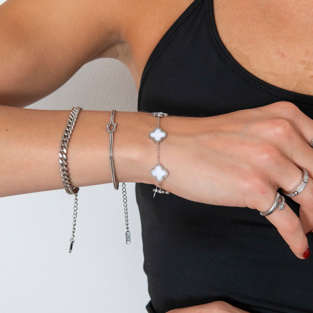 Eternal Knot Armbånd Sølvfarvet - BY CARA