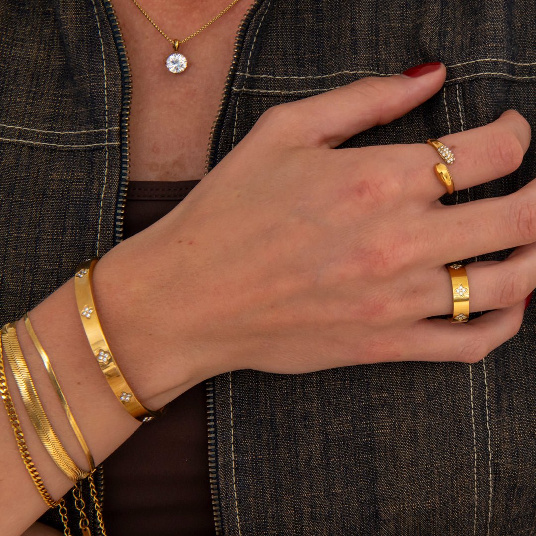 Fleur Bangle 18K Guldbelagt 6 mm - BY CARA