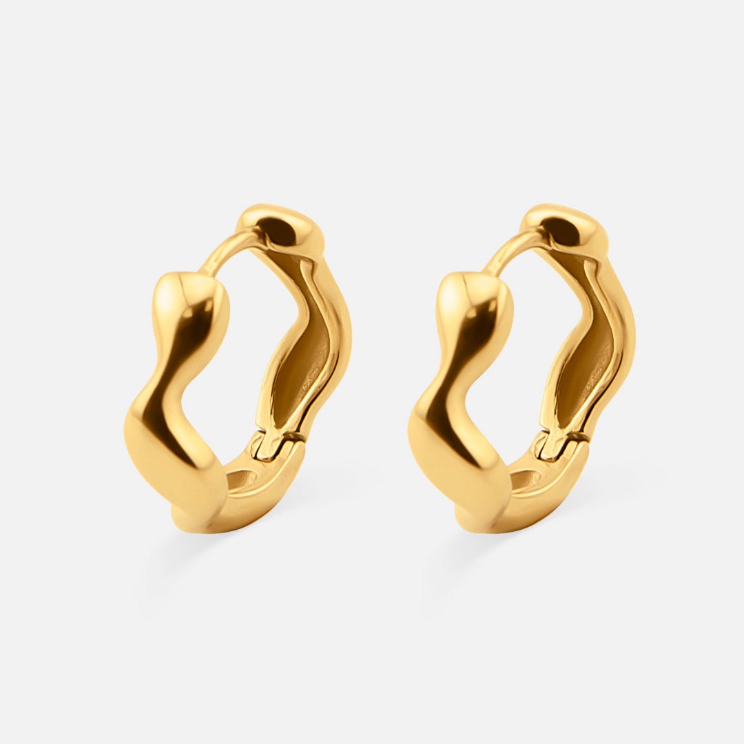 Fluid Glow Hoops 18K Guldbelagt - BY CARA