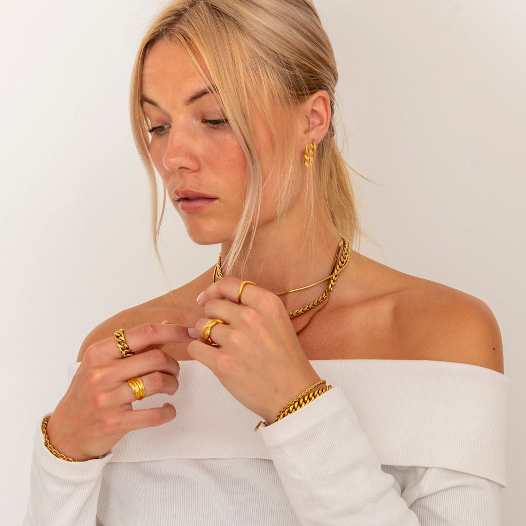 Golden Braid Ring 18K Guldbelagt - BY CARA