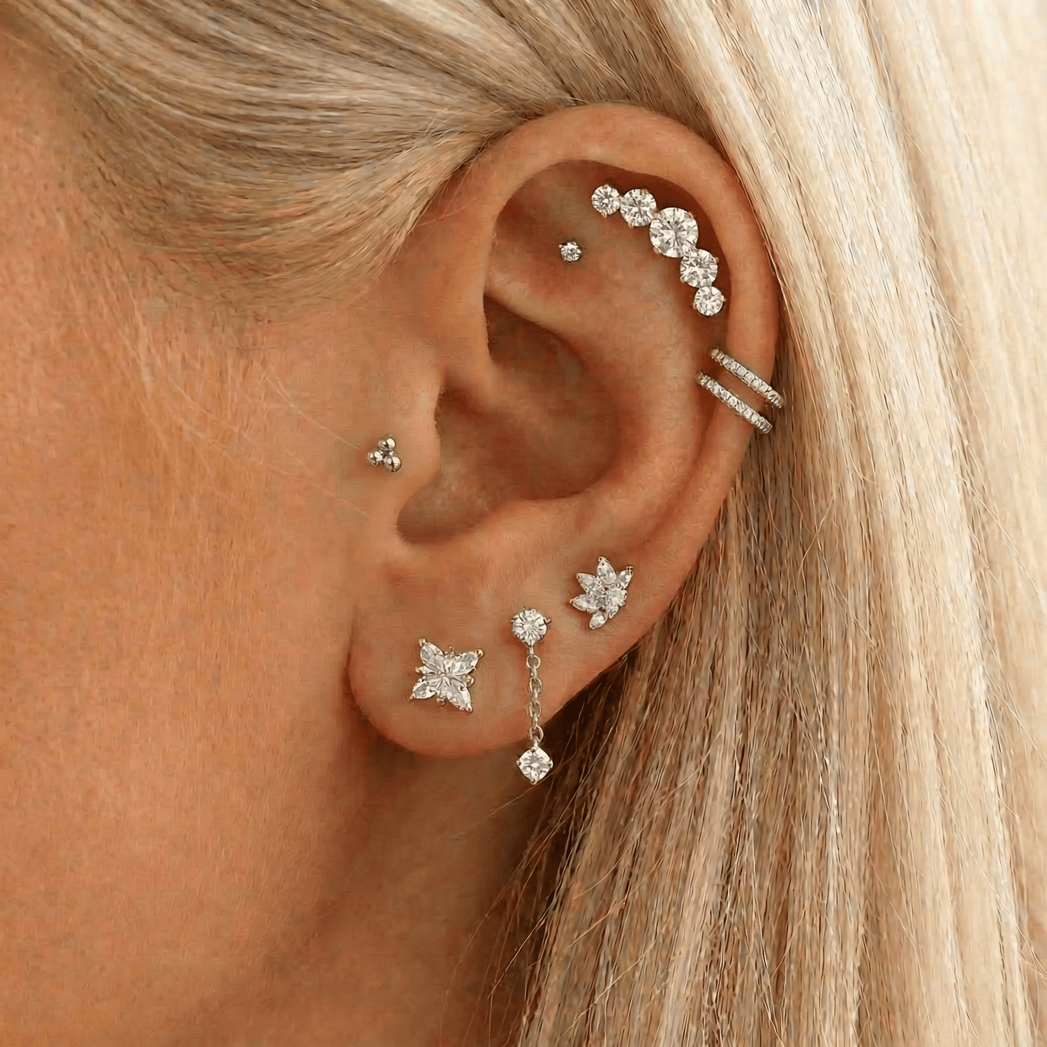 Graduated Crystal Curve Labret sølvfarvet - BY CARA