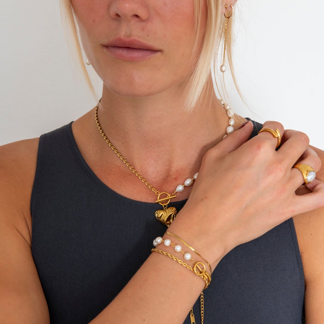 Heart Pearl Halskæde 18K Guldbelagt - BY CARA