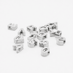 Løse Dicte Bogstaver/Tal Sølvfarvet - BY CARA