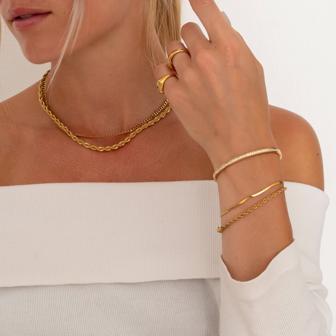 Luna Glow Bangle 18K guldbelagt 4 mm - BY CARA
