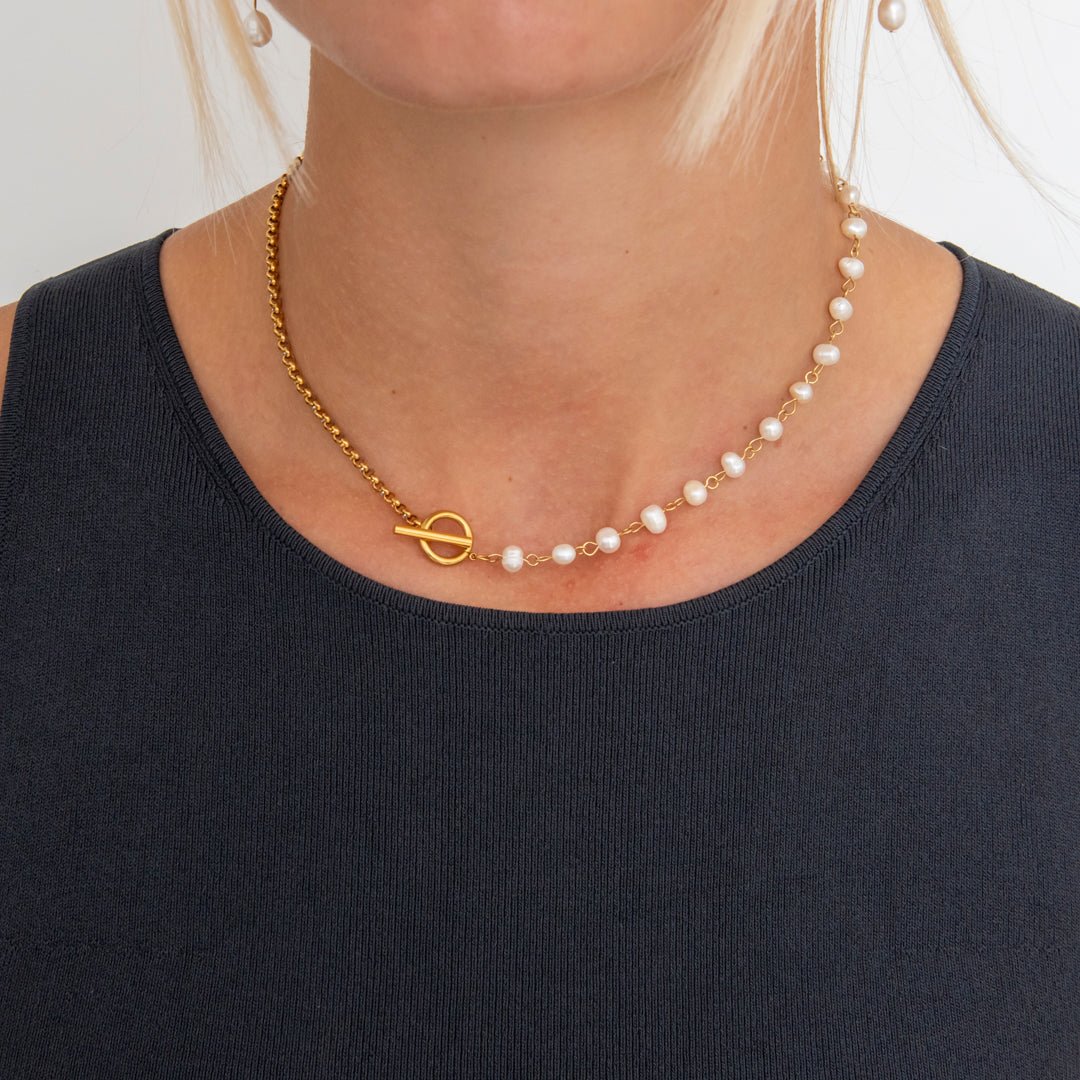 Pearl Tide Halskæde 18K Guldbelagt - BY CARA