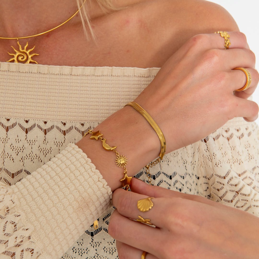 Solar Moon Armbånd 18K Guldbelagt - BY CARA