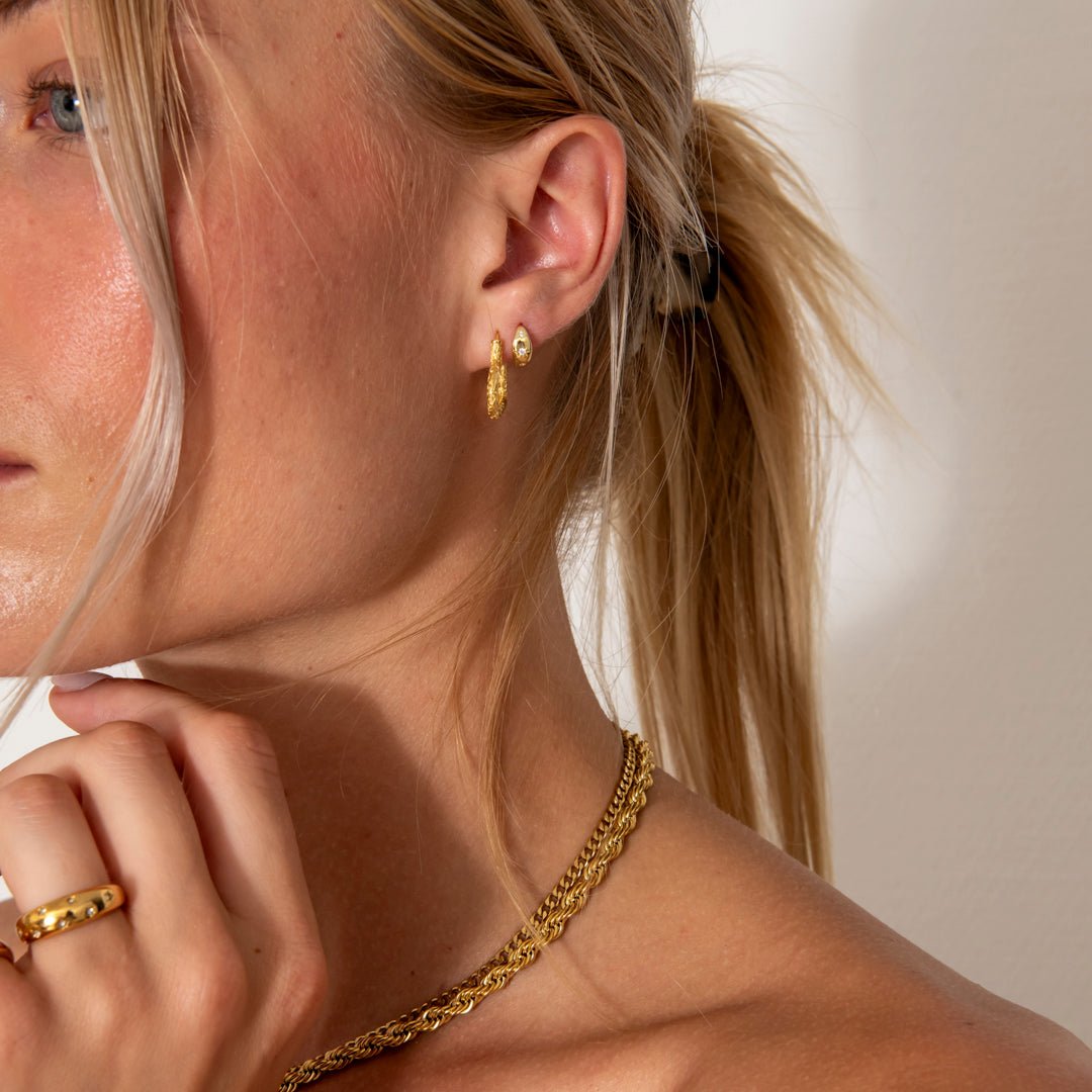Stardust Hoops 18K Guldbelagt Helix 8 mm - BY CARA