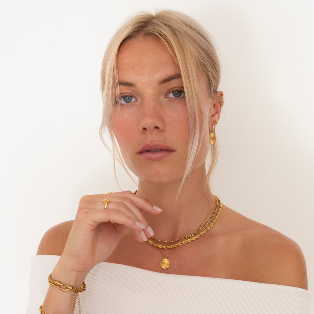 Sunbeam Rund Ring 18K Guldbelagt - BY CARA