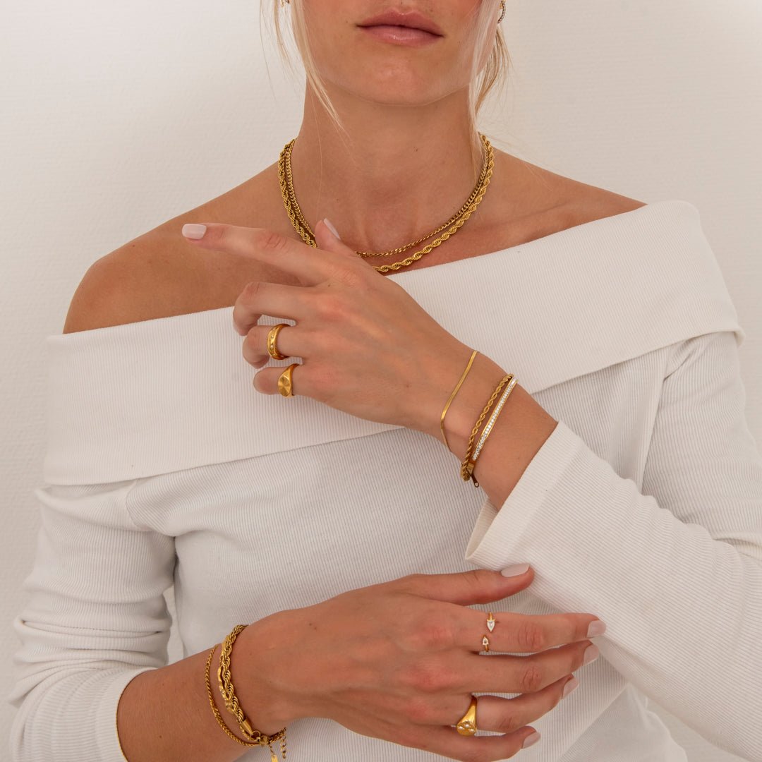 Teardrop Ring 18K Guldbelagt - BY CARA