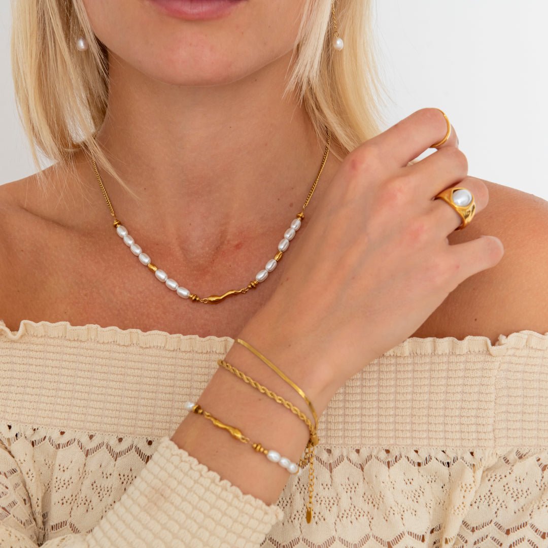 Wave Pearl Halskæde 18K Guldbelagt - BY CARA